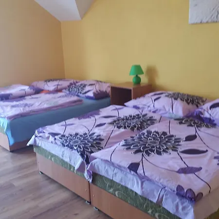 Pensjonat Elzbieta * Leba