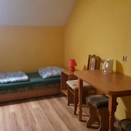 Pensjonat Elzbieta Bed & Breakfast *